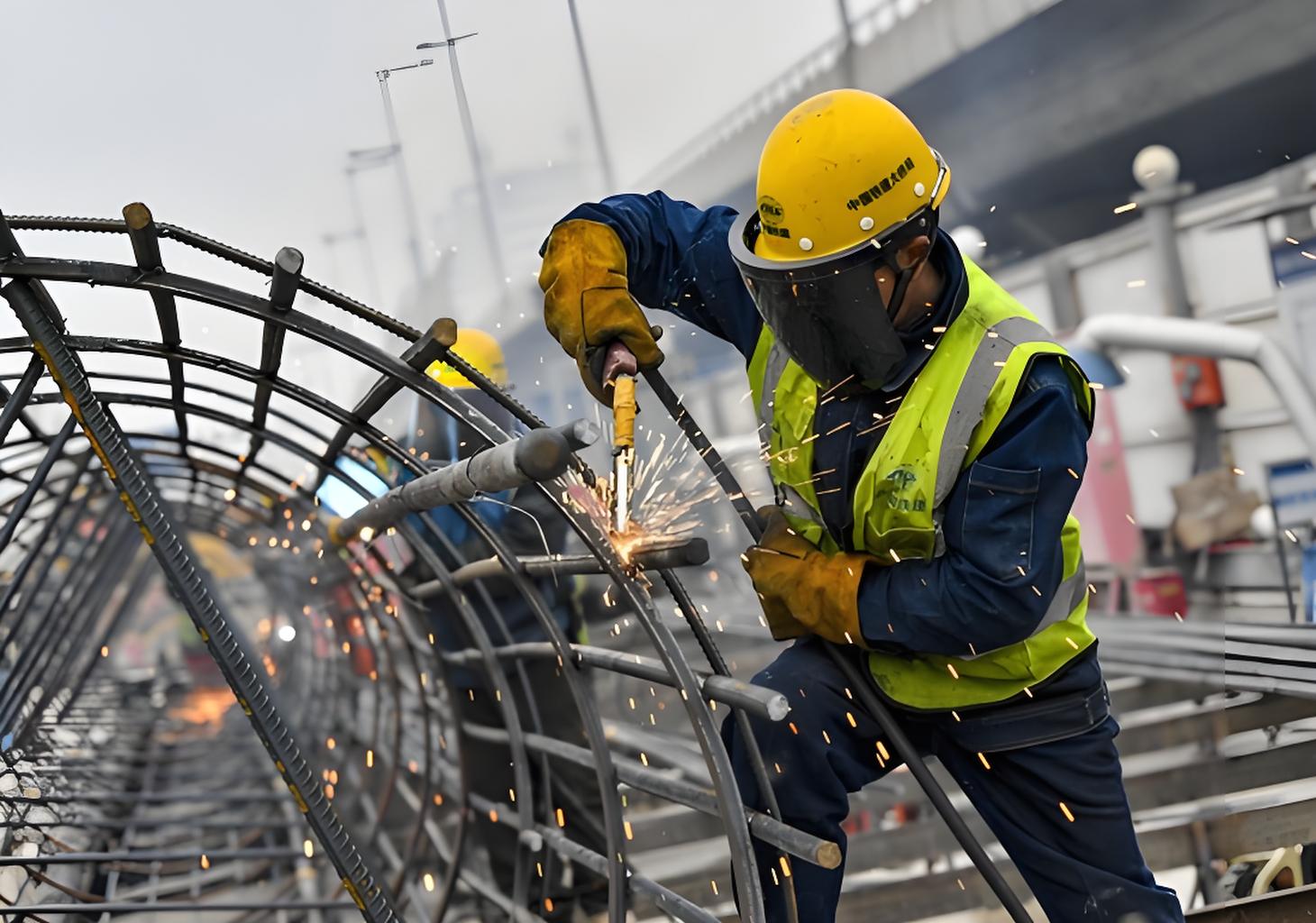 安全防护升级！适合建筑工程的反光马甲背心精选