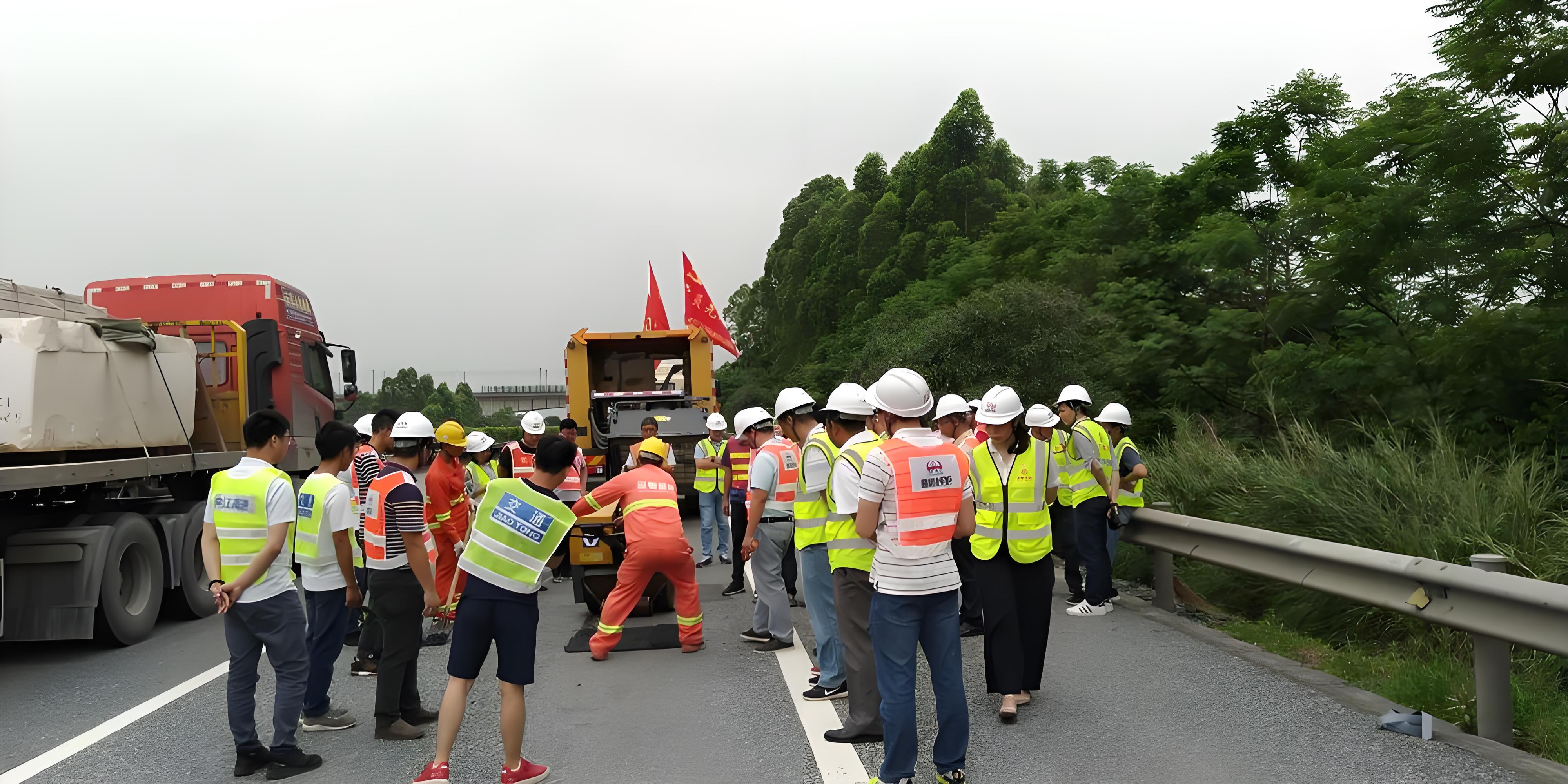 电力、冶金、环卫...不同行业反光背心材质选择策略