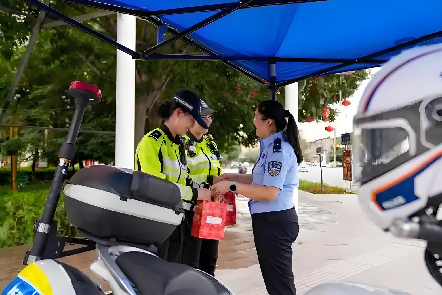 复合布拼接反光夹克：材质中的安全科学